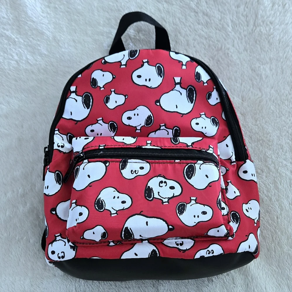 ✨️HP✨️ Peanuts🥜 Snoopy🐶 Mini Backpack🎒 - NWT
